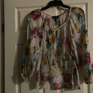 Beautiful karen kane multi colored blouse